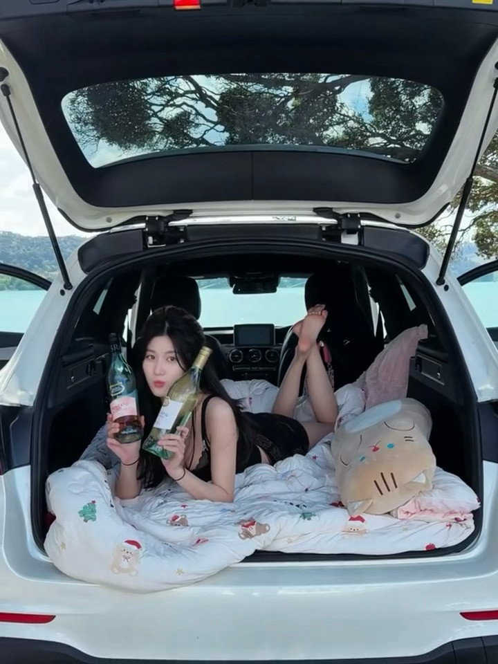 开车露营的快乐