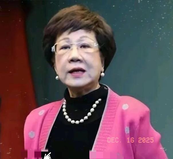 昔日冲在分裂一线的“台独祖母”吕秀莲，最近给岛内政坛扔了一颗“震撼弹”。她在访谈