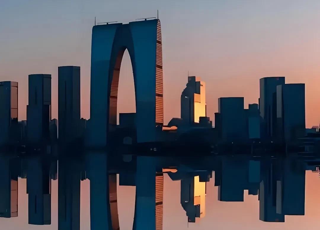 2025世界交通大会在苏州召开，苏州高层提及机场建设。这场在苏州举办的全