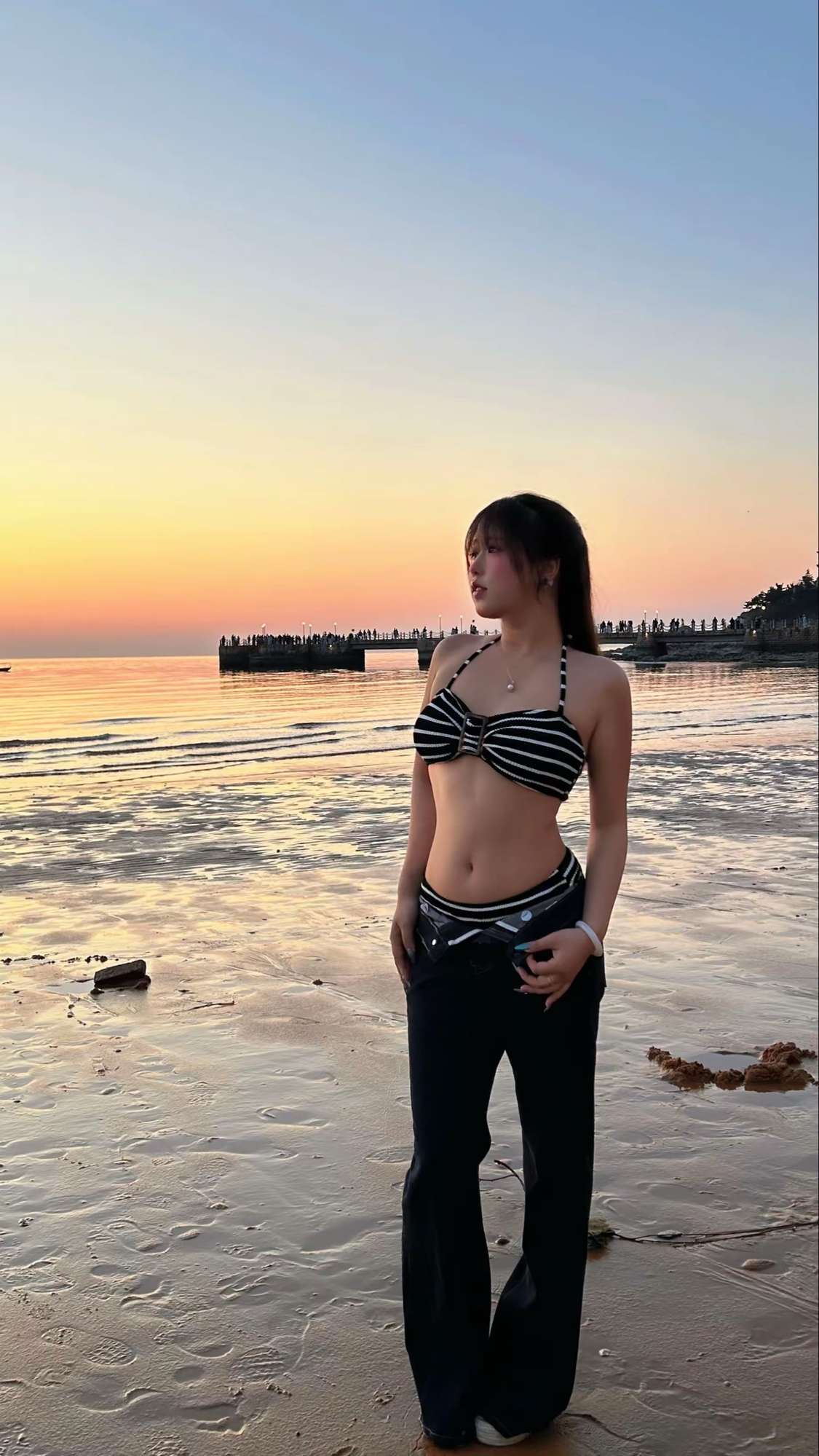 愿做你眼中的星光,也愿成你归家的灯塔