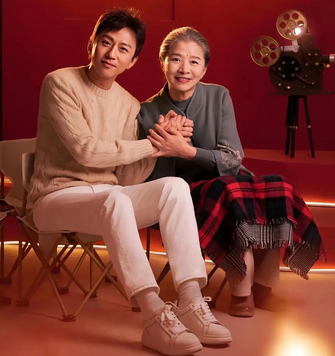 邓超表演完后，我特意去查了节目单，不查不知道，查了后才发现节目的艺术指导原来是张