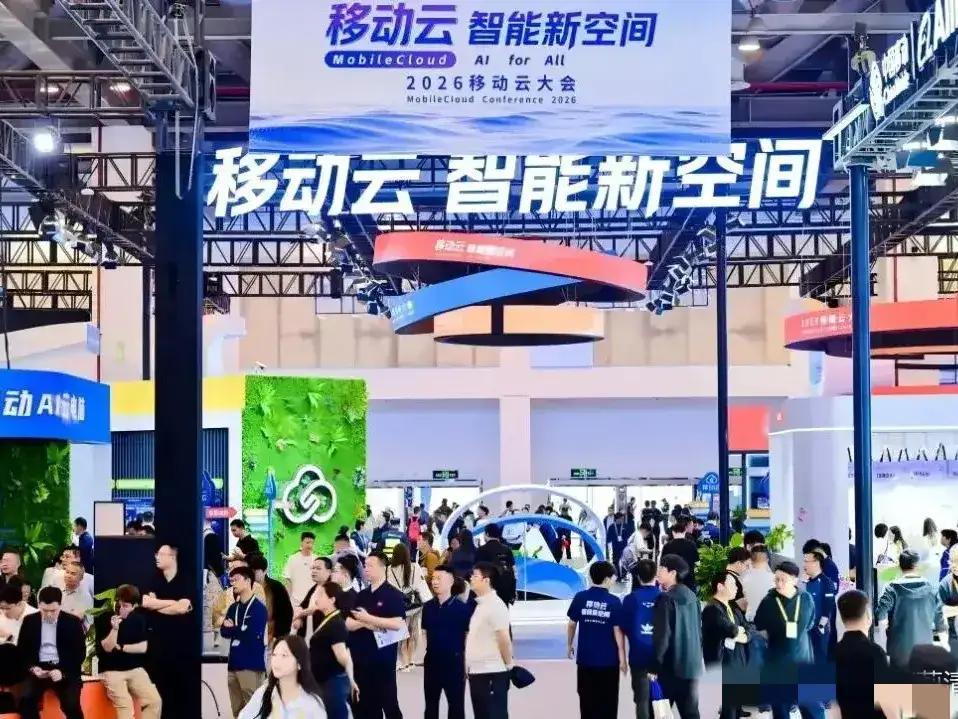 一辈子运气最好的八个生肖​1、第一名:龙;吉祥如意2、第二名:蛇;顺风顺水