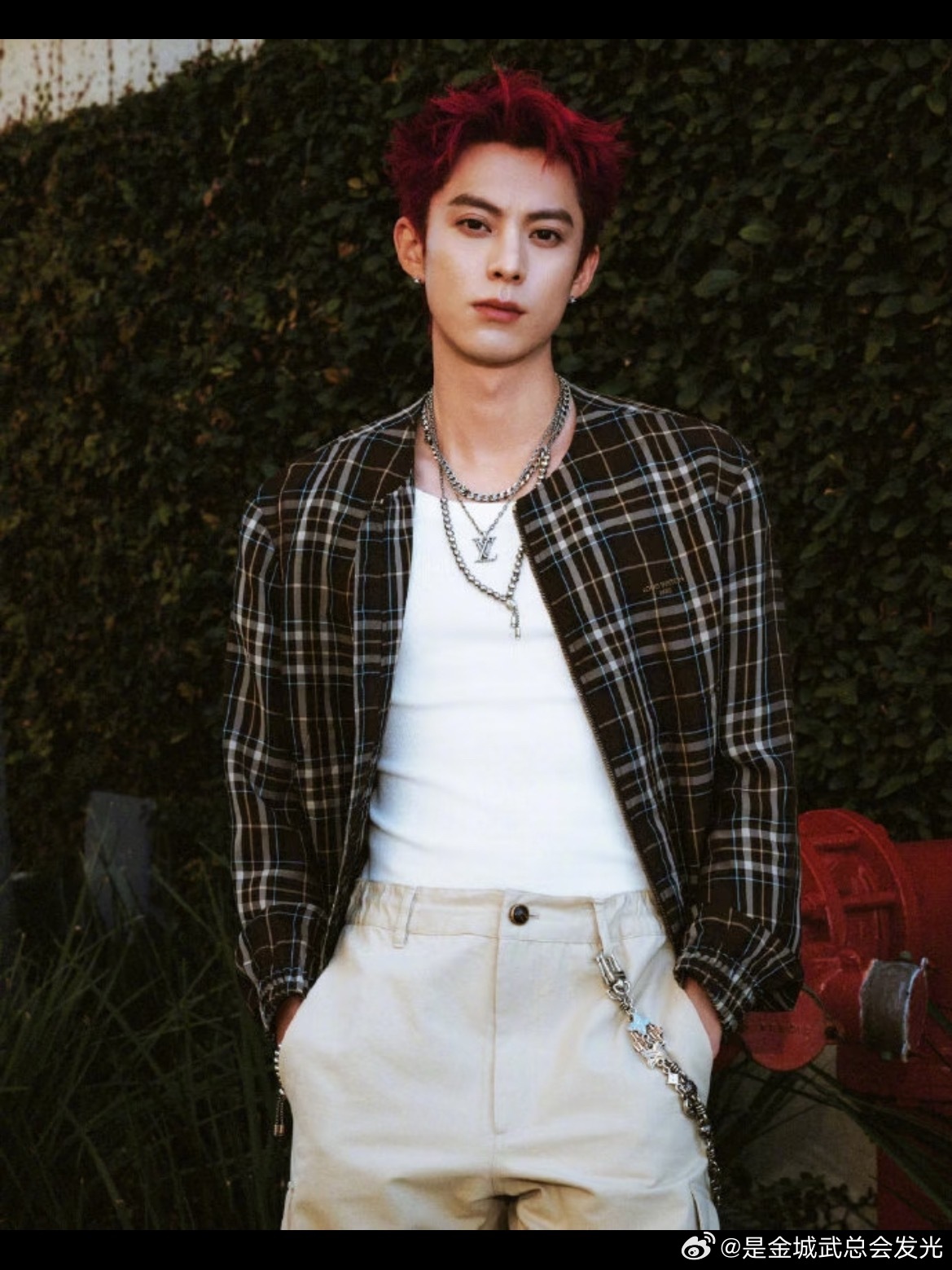 王鹤棣啥时候有的女朋友刘大锤聊王鹤棣与十年女友近况