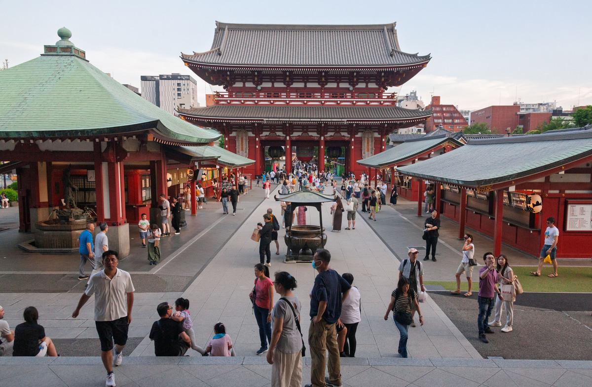 日媒急了！中国游客大迁徙，都心照不宣地不去日本了。10月7日，国庆7天的游客数量
