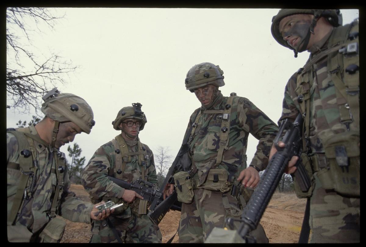 一位外国网友指出，有意思的是，战争通常是以被侵略国的名字命名的，比如越南战争、阿