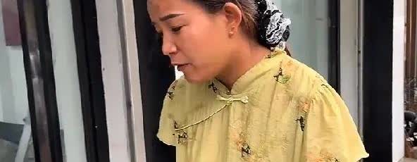 阿杜家又是演戏吗？改套路了？李佳听说阿杜要开麻椒鸡店，气冲冲过去，要他哒的存