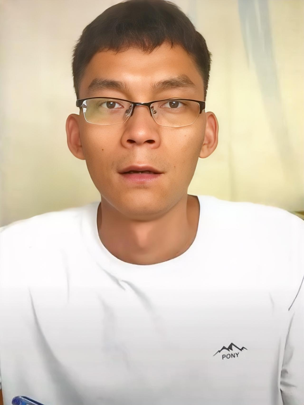 唐尚珺分享高考经验助，用亲身经历诉说人生没有百分百的圆满遗憾总会有。当初从3