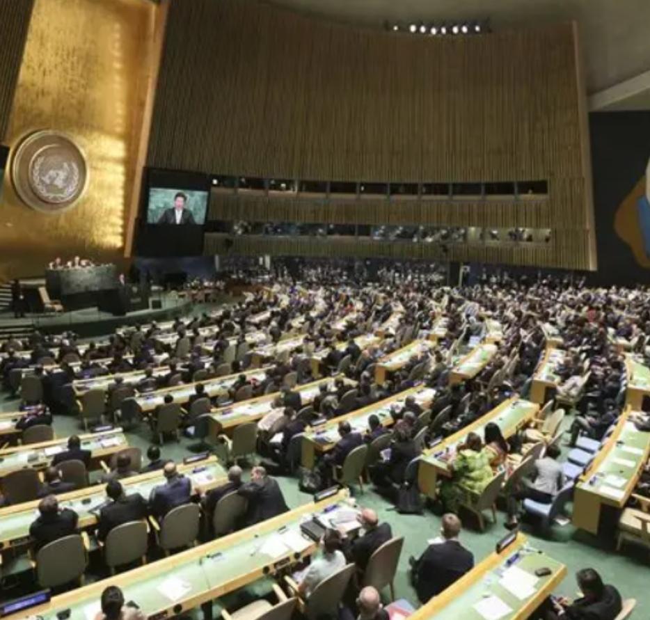 美国欠费超30亿，联合国却专催中国交款，中国为何在联合国“不忍了”？最近联合