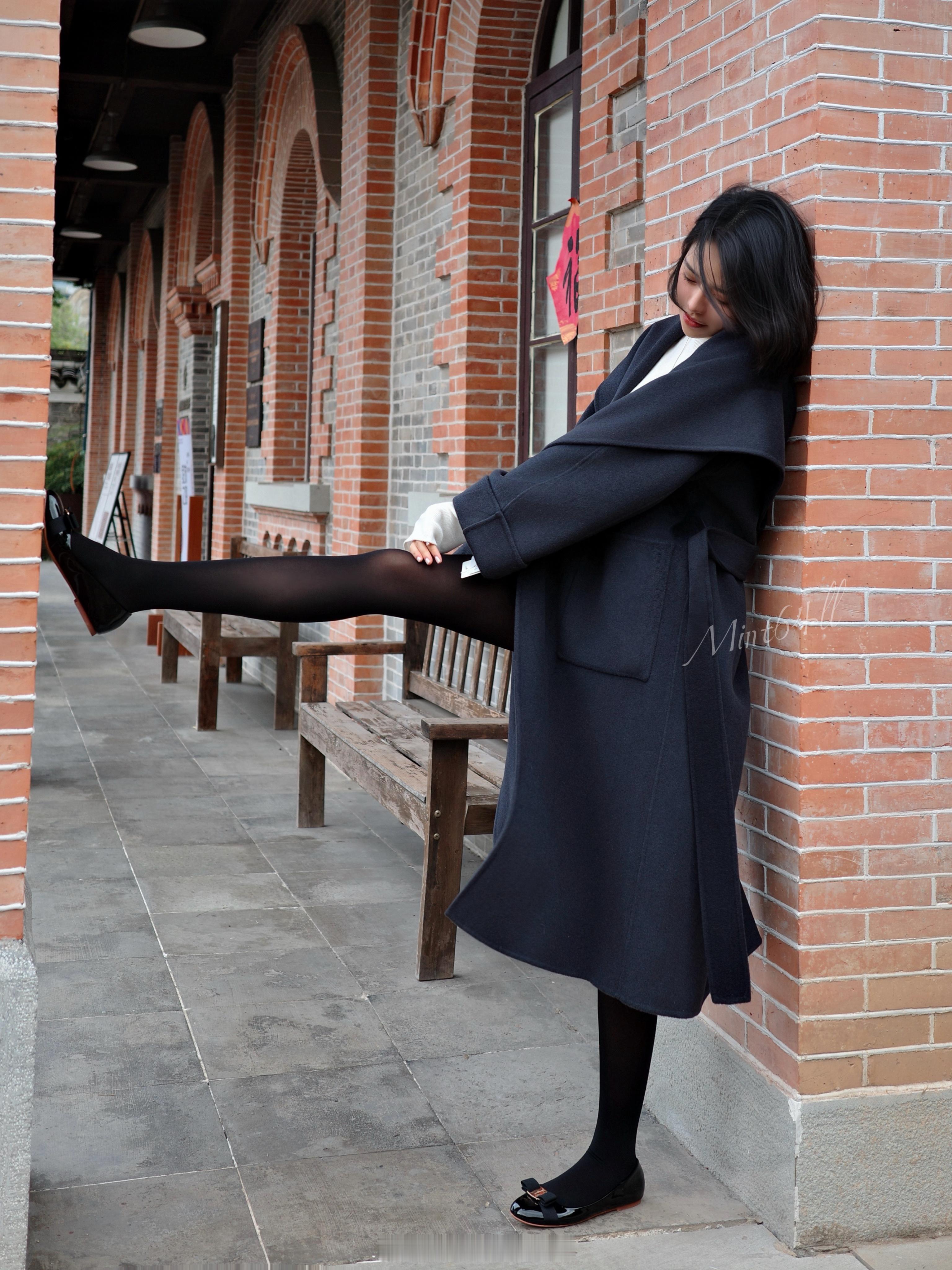 总以为时间过的很慢可转眼又是一年冬法式穿搭显瘦穿搭mintandtina