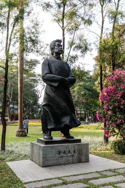 为什么北洋时期教授工资非常高?北洋时期，教授工资之所以很高，核心是军阀“投资