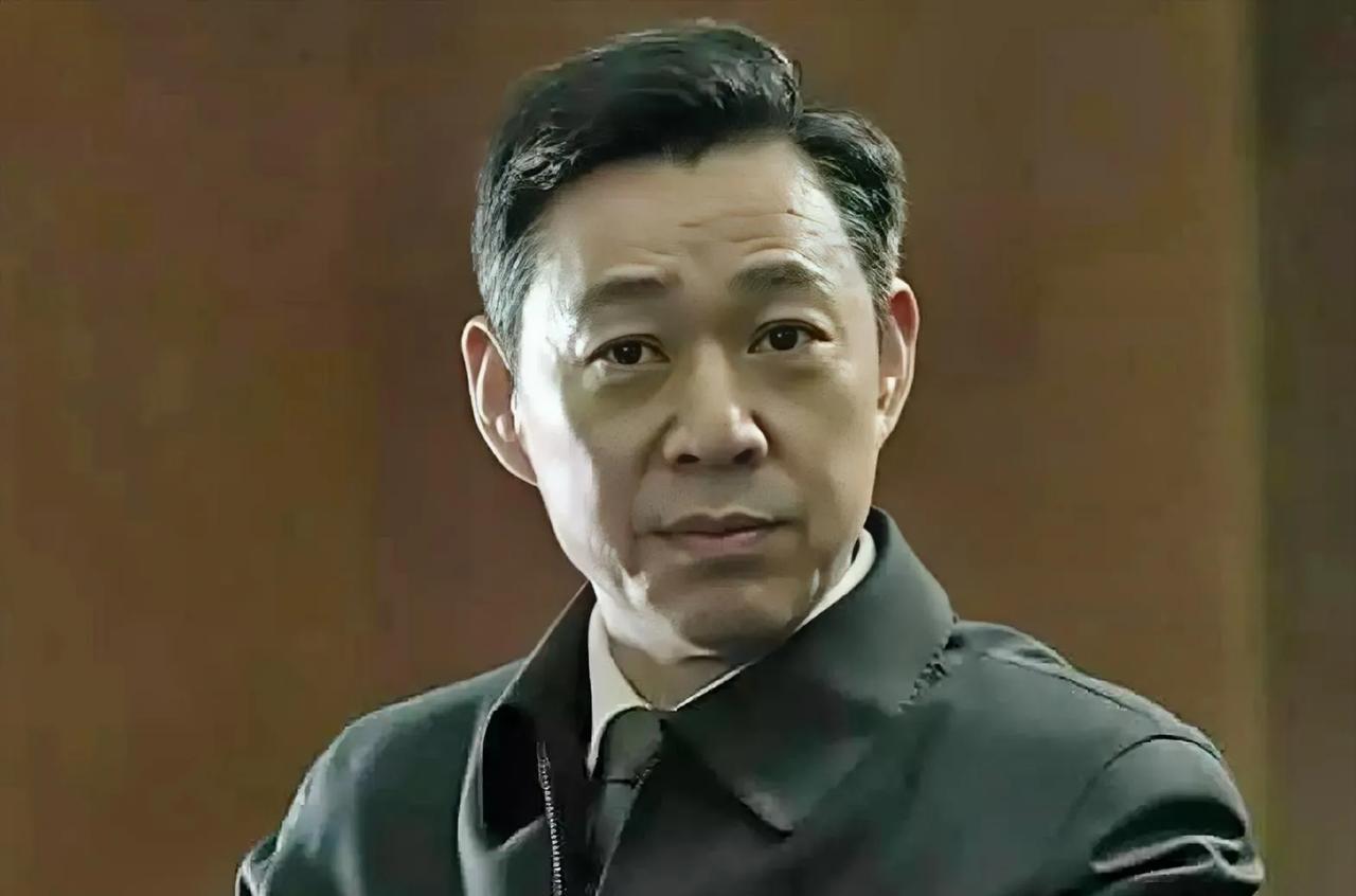 为什么沙瑞金不是第一个得到赵立春落马的消息？因为沙瑞金搞砸了。他上台就逼一个在