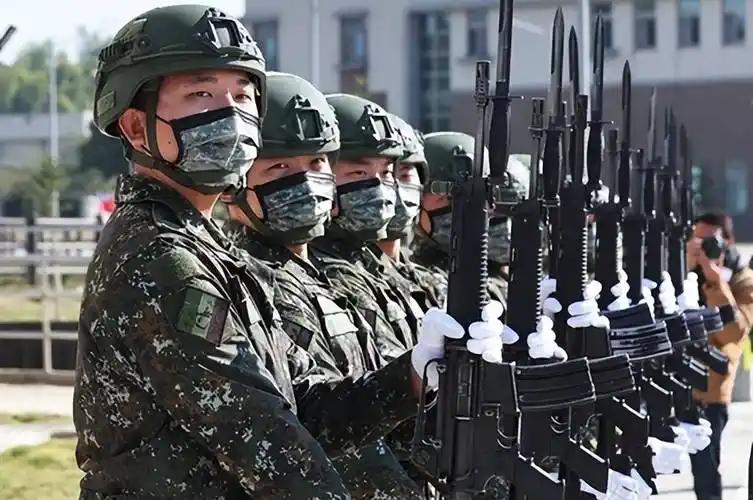 台湾军队征兵人数连年下降，军队已不满员的台军就是找美国买再多的武器也等于零，台独