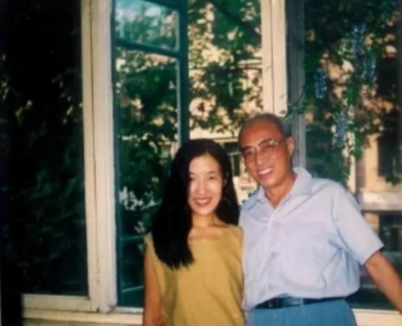 1986年，65岁的火箭专家杨南生娶了29岁的张严平，张严平的父母不同意，不料，