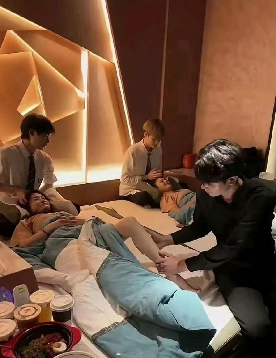 这个行业应该很赚钱，因为现在富婆太多了