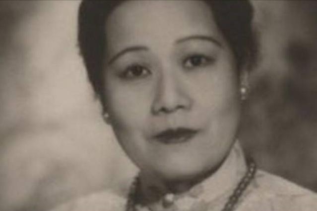宋庆龄曾说过一句令人震惊的话："倘若大姐是个男人，委员长恐怕早就死了，她在十五年