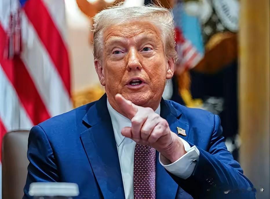 特朗普这个人说话从来都不靠谱。今天的特朗普很有可能否定昨天的他。而明天的特朗普