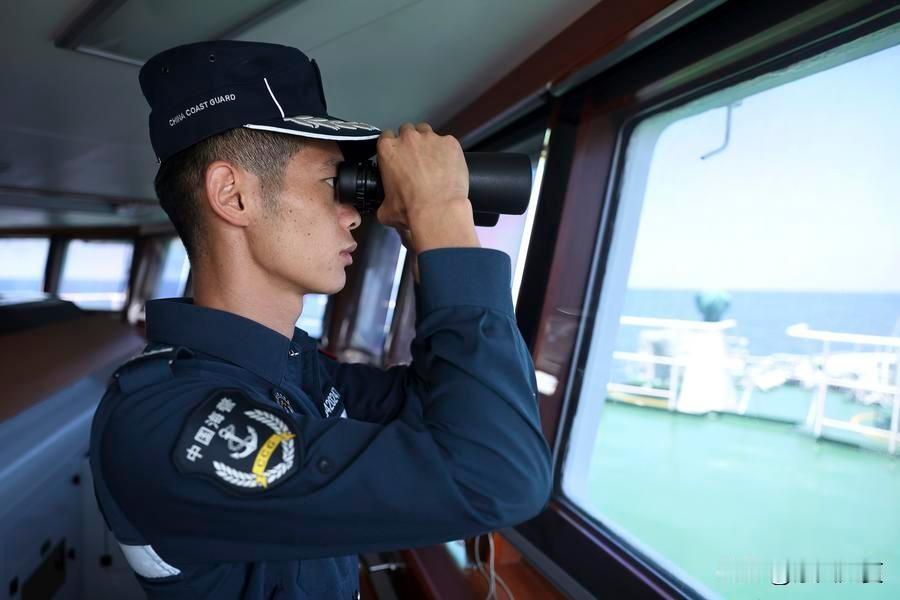 中国海警直接闯到日本眼皮底下！这不是巡逻，是改写东海规则。很多人还没反应过