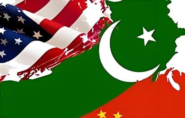 美国可能早就盯上了巴基斯坦，因为巴基斯坦的装备是中国先进武器最多的国家，美国想通