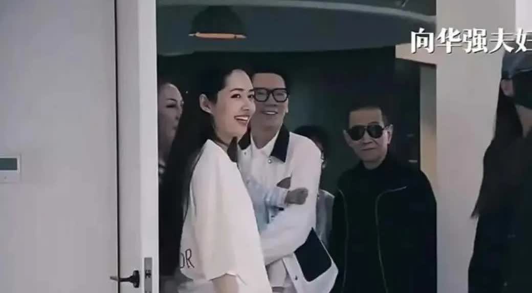 向太拉郭碧婷填向佐的坑澳门美高梅一纸诉状，将向佐欠债140万港元的丑闻送