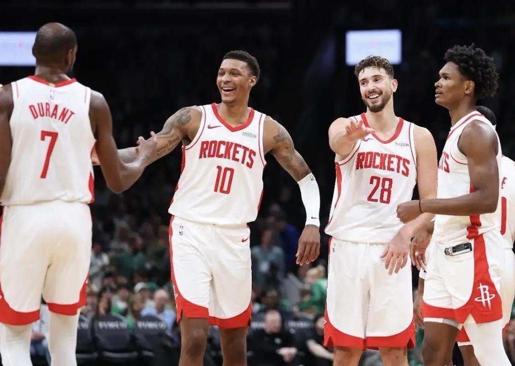 如果当初是拿申京+狄龙去换杜兰特，现在的火箭队会不会更强？今天面对黄蜂，申京又是