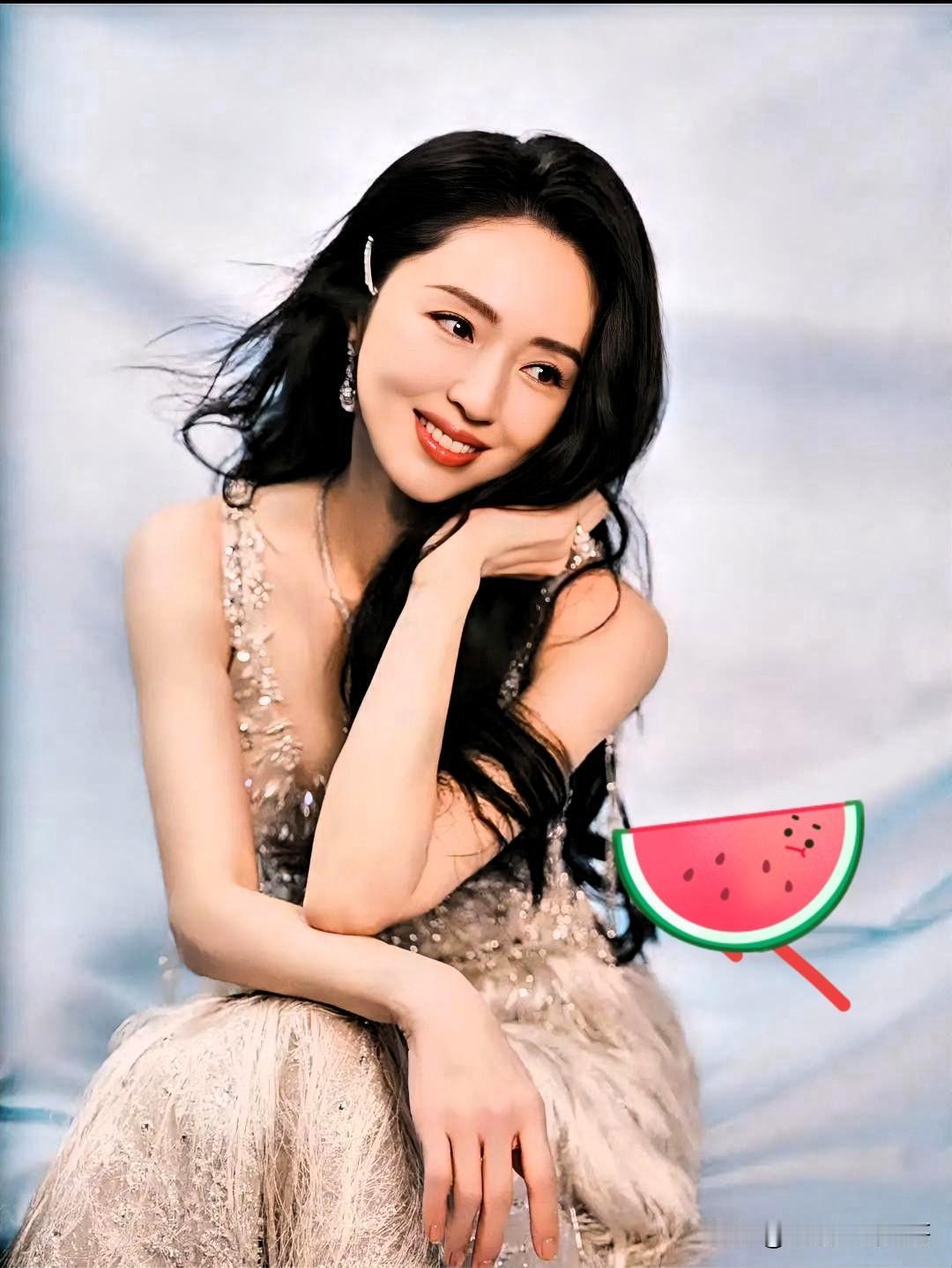 果然被我猜中了。。。二婚的女人果然让人捉摸不透！张维伊这小伙子算是摊上事儿了？