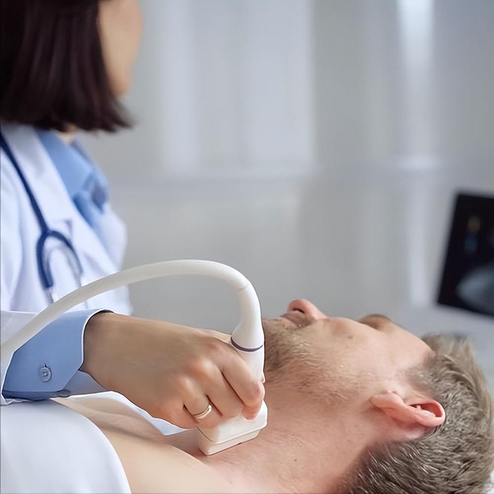 医生：体检报告这4项正常，心脏基本就没事了！许多人还不知道很多人拿到体检报告