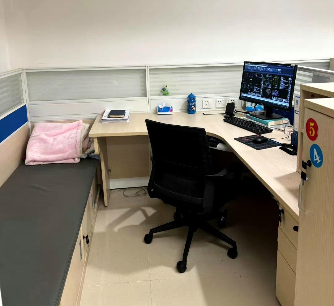 这样的工位，会不会睡着了，不想起来？​​​