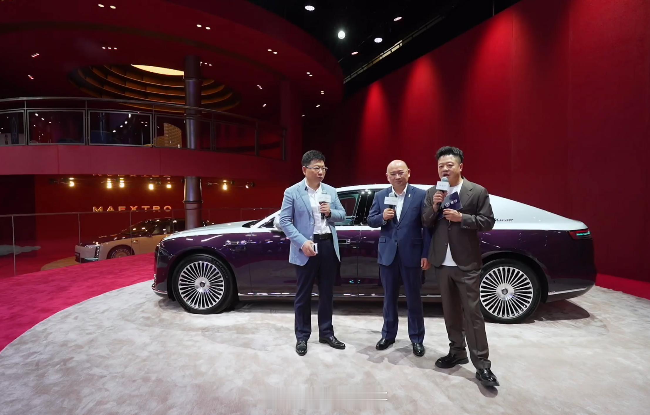 牛掰，中国车卖到200万，你敢信？余承东直播说马上有200万的尊界车，全新的