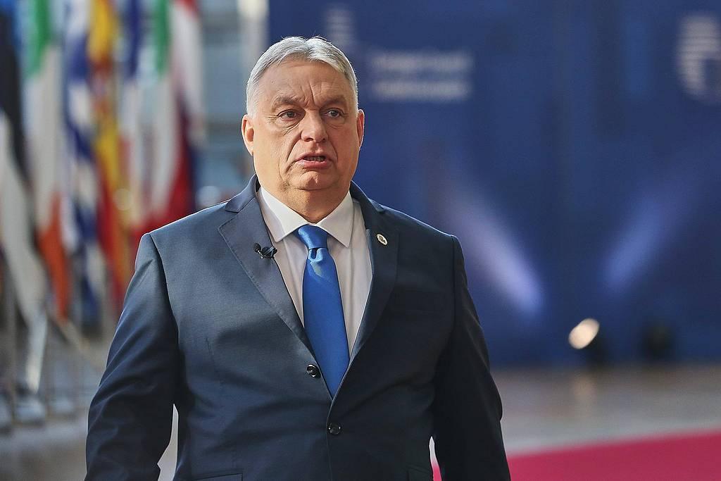 欧盟峰会彻底僵住！900亿援乌贷款被直接否决，欧洲团结彻底破防当地时间3