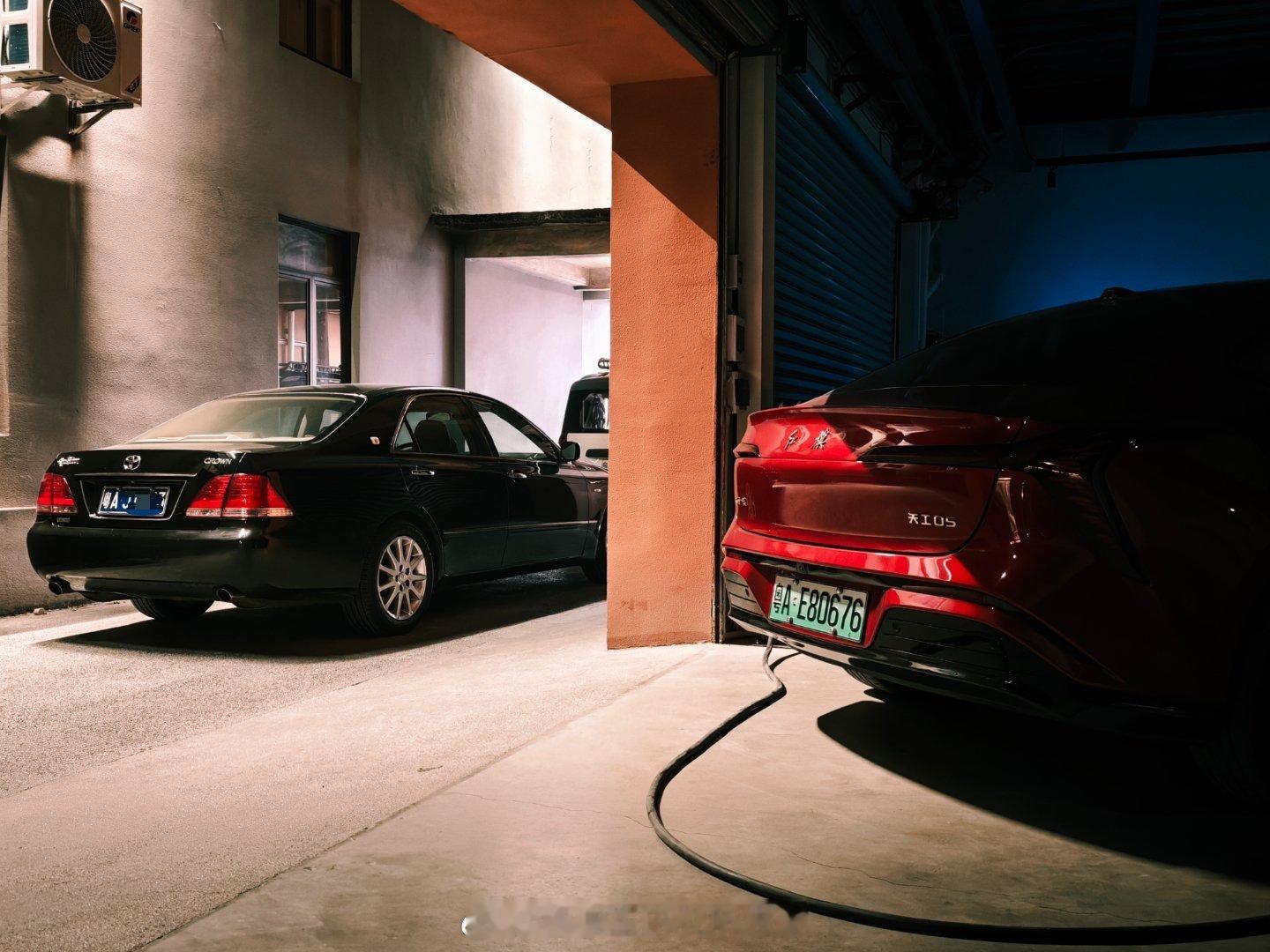 家里老皇冠，要退役了。不卖吧，留着好像也是负资产，每个月停车费，每年保险、车船税