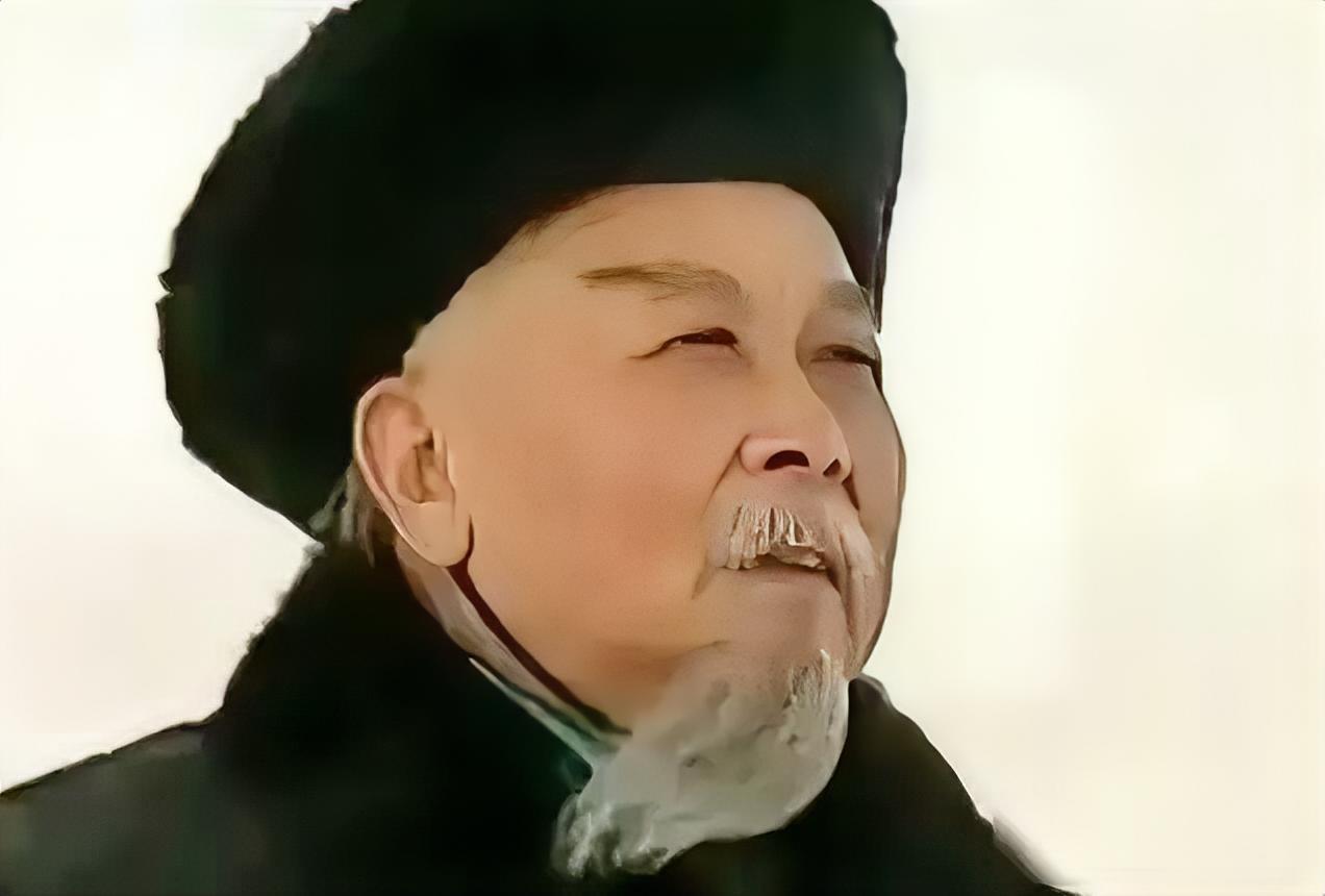 1885年9月，左宗棠在病榻上离世时，愤慨地说：“对中国来说，十个法国将军，也比