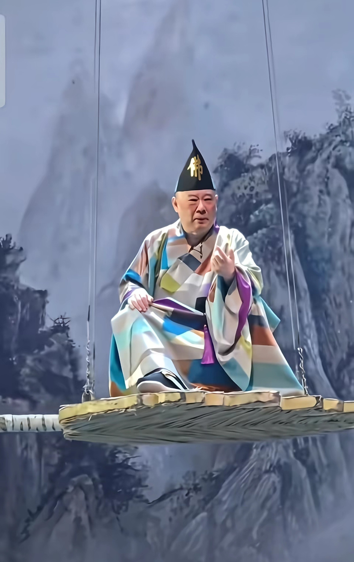 郭德纲九月线下演出延期或取消，郭德纲篡改抗战歌曲被官方通报郭德纲沉默​​​