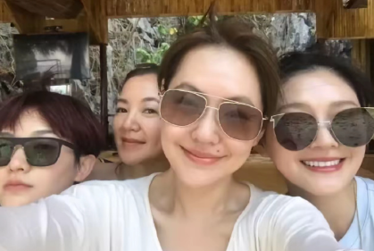 其实早在2019年的时候大s的身体已经非常差了，只不过大家都没有看出来。那时