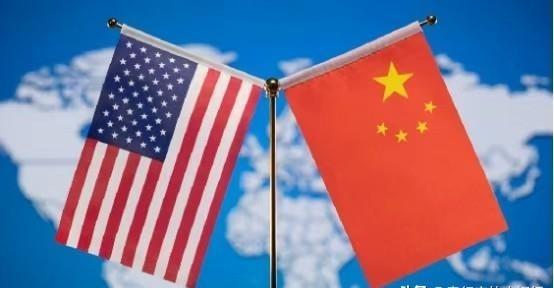 美国一直盯着中国手里的美债，期望中国能大量抛售，但中国并没有照他们预期行动。相反