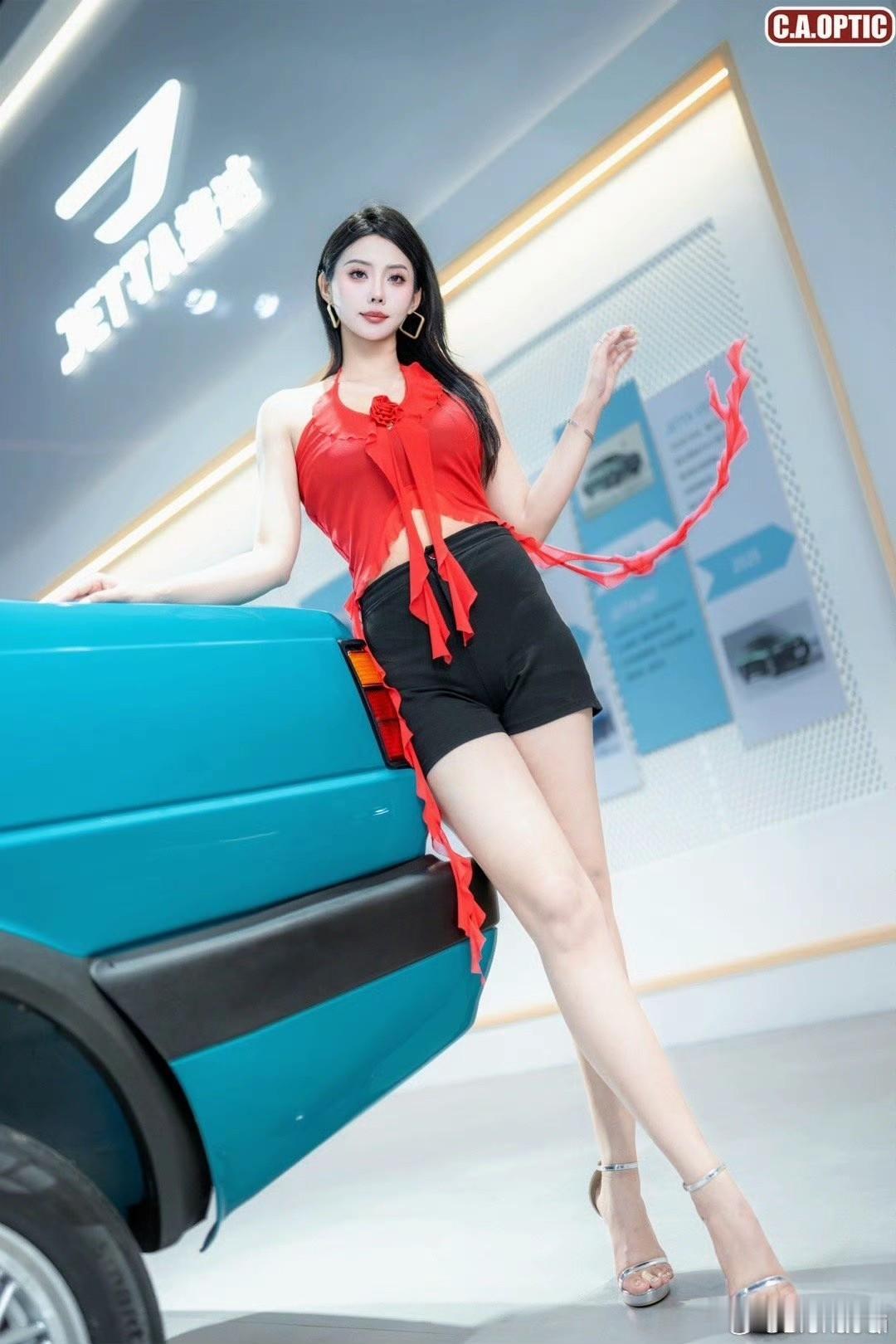车展车模