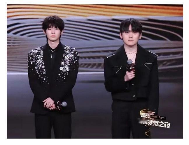 jkl是真的头大啊