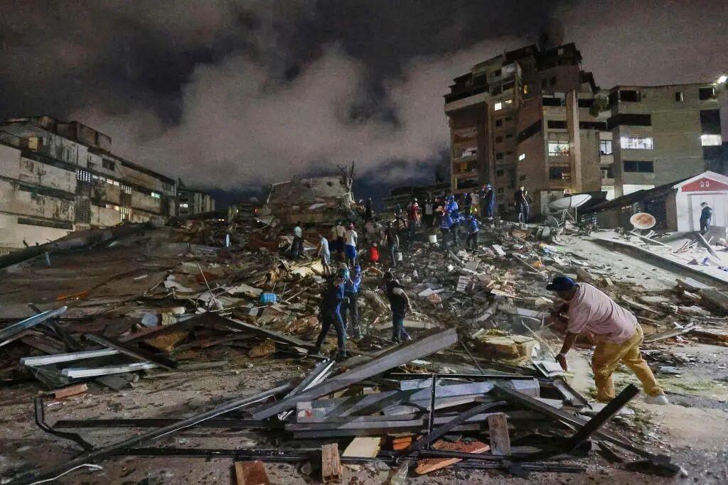 7.2级！7.5级！委内瑞拉一夜双震，大地疯狂撕扯，直接把死亡预估拉到10万人的