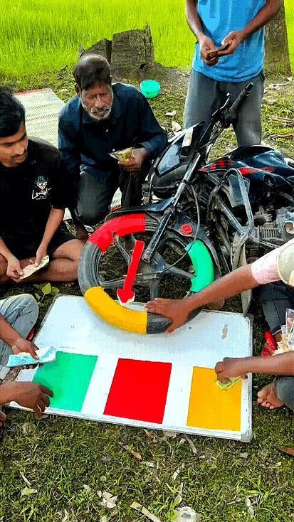 你说三哥这脑回路是不是有点过于清奇了？我看了半天，愣是没跟上他的节奏。说白了，