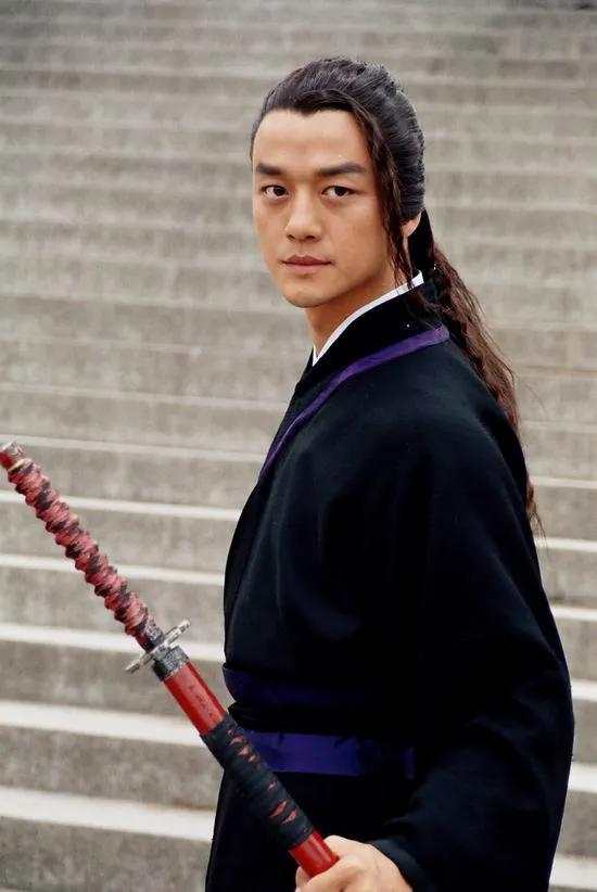 果然是众人拾柴火焰高1月20日，媒体报道，继江苏昆山企业宣布无偿提供场地后，山