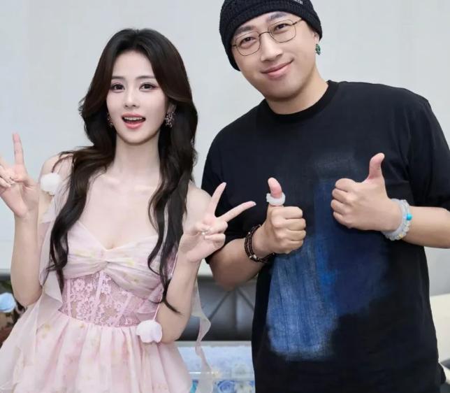 白鹿解约后于正一句“我要好好爱自己”道尽心酸，网友却扒出她5年前就留了一手！这波