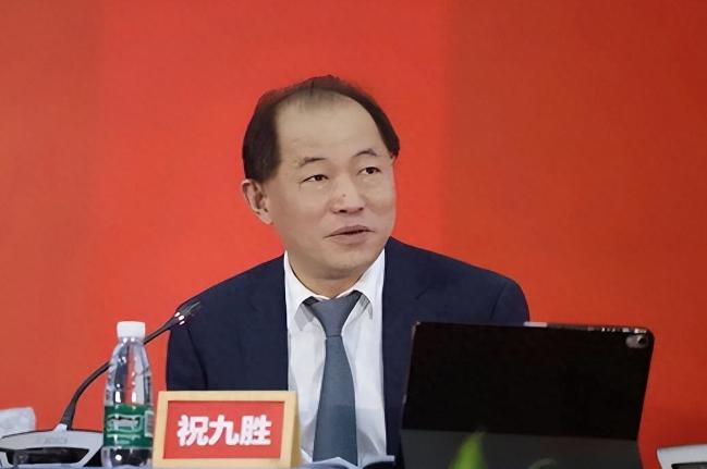 董事长失联，总裁被抓！总负债8729亿，连续暴雷的万科还能挺住吗?当