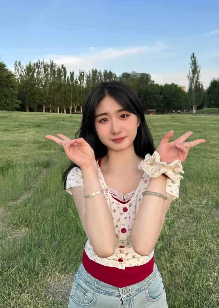 美女妹妹写真图片系列欣赏，
