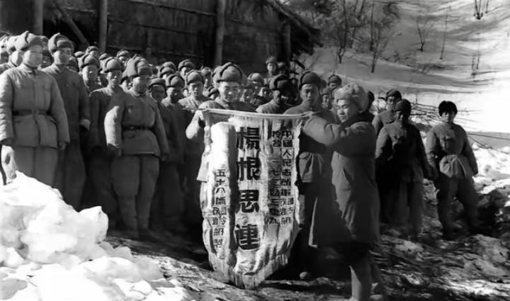 “朝鲜战争中，志愿军500人急袭南朝鲜溃军，结果因为天黑走错路，误入6000余人