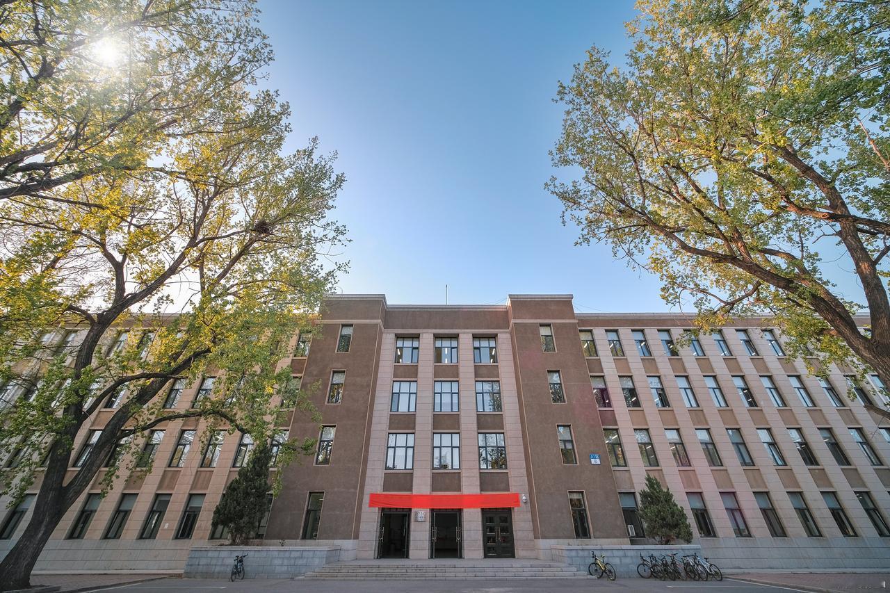 电力界大佬——华北电力大学。华北电力大学是211双一流高校，有的人不明白为什么