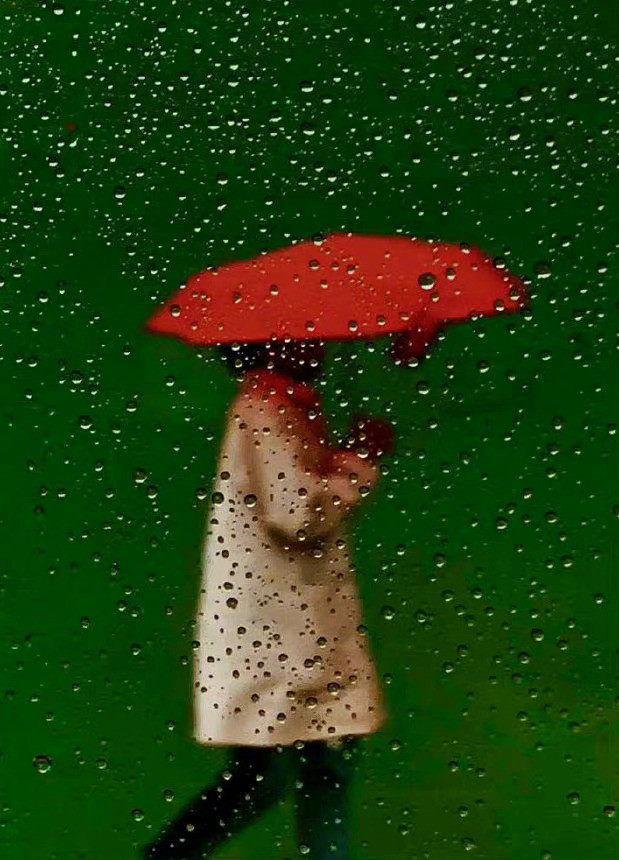 人性的丑陋就是，需要你的时候百般讨好，不需要你的时候，翻脸无情，不要赌天意，不要