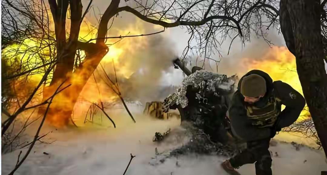 2026年2月9日深夜，乌军远程火力突袭俄罗斯罗斯托夫州一处军事仓库，6000架