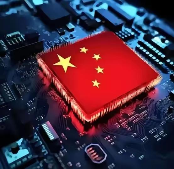 中国用28纳米“板砖”改写全球芯片格局！日媒惊呼：70%订单正流向中国