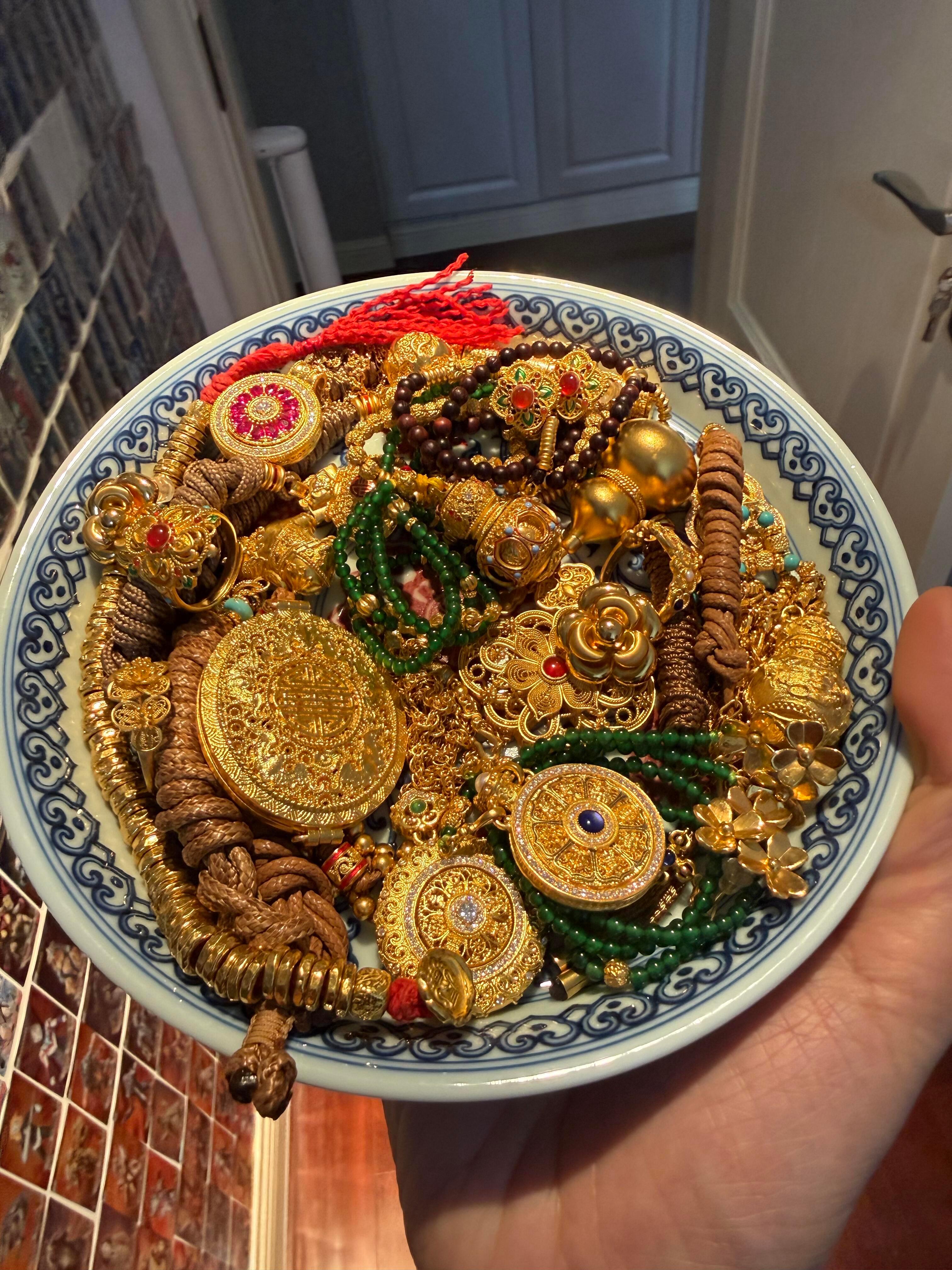 上一次看见这个场景还是抓大鹅