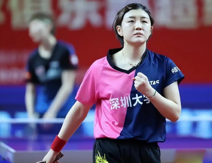 为什么不签陈梦？说实话，感觉陈梦现在确实有点跟不上趟儿了。以前她在深大队的时候，