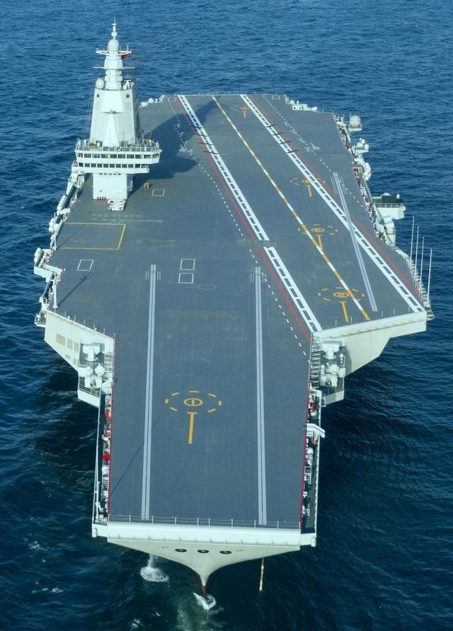 印度扬言福建号不是亚洲最强大的航母，最强大的是印度未来十年后的核动力航母。就在我